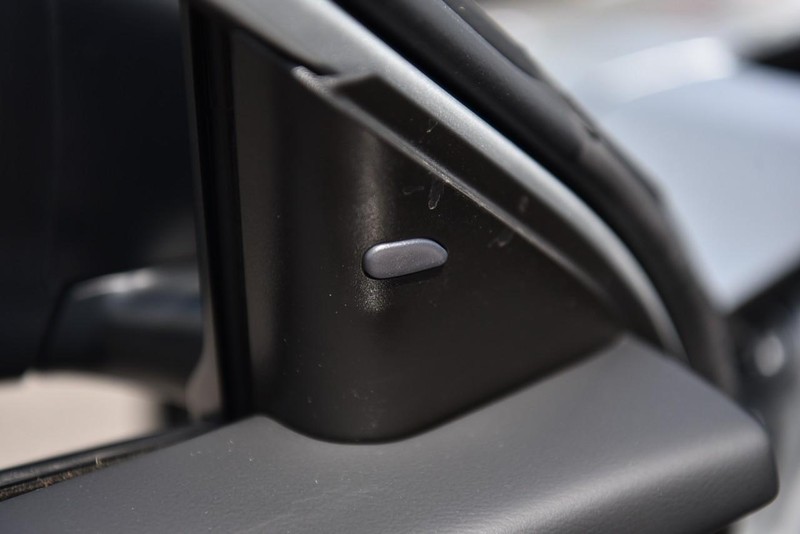 Nissan Altima Vehicle Image 10