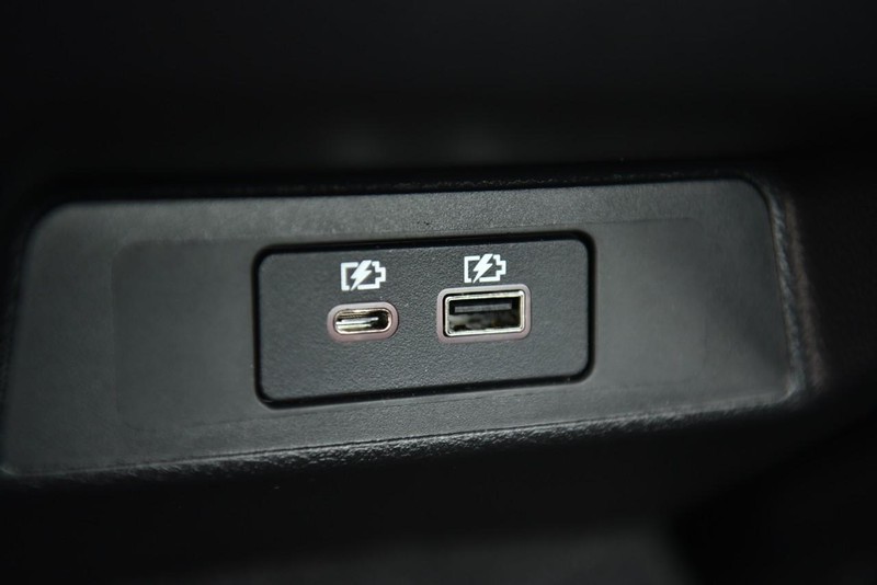 Nissan Altima Vehicle Image 22