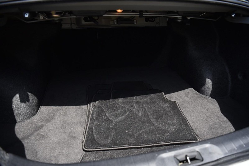 Nissan Altima Vehicle Image 23