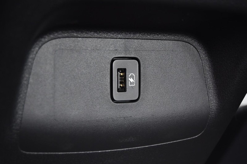 Nissan Sentra Vehicle Image 22