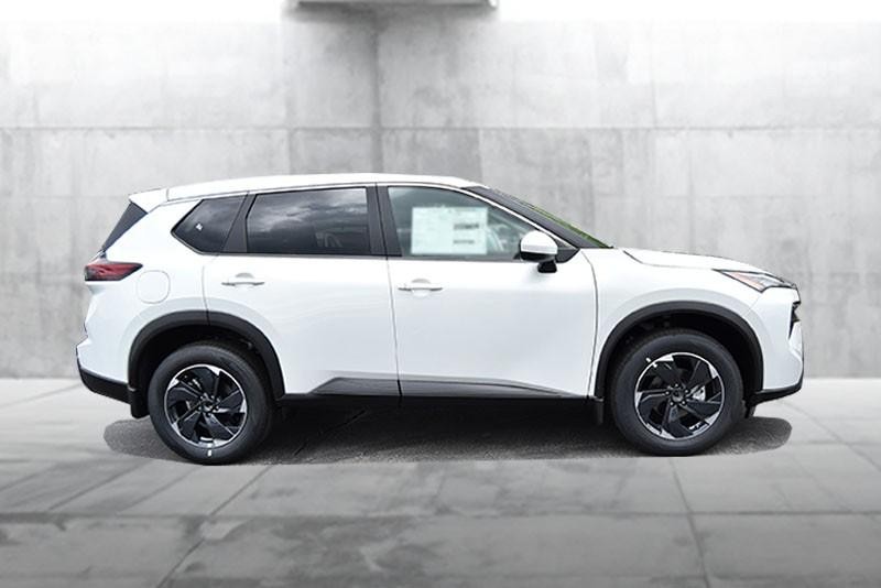 Nissan Rogue Vehicle Image 05