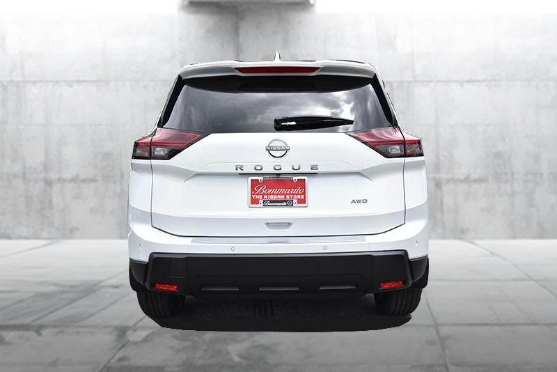 Nissan Rogue Vehicle Image 06