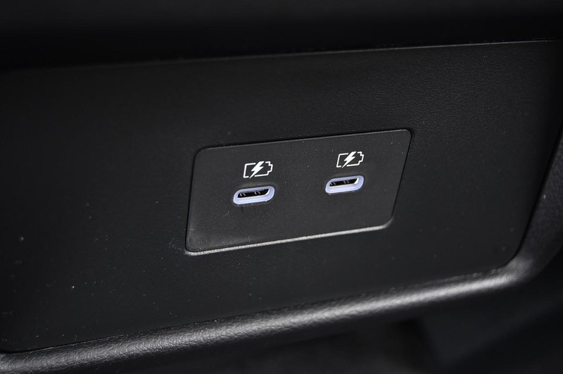 Nissan Rogue Vehicle Image 23