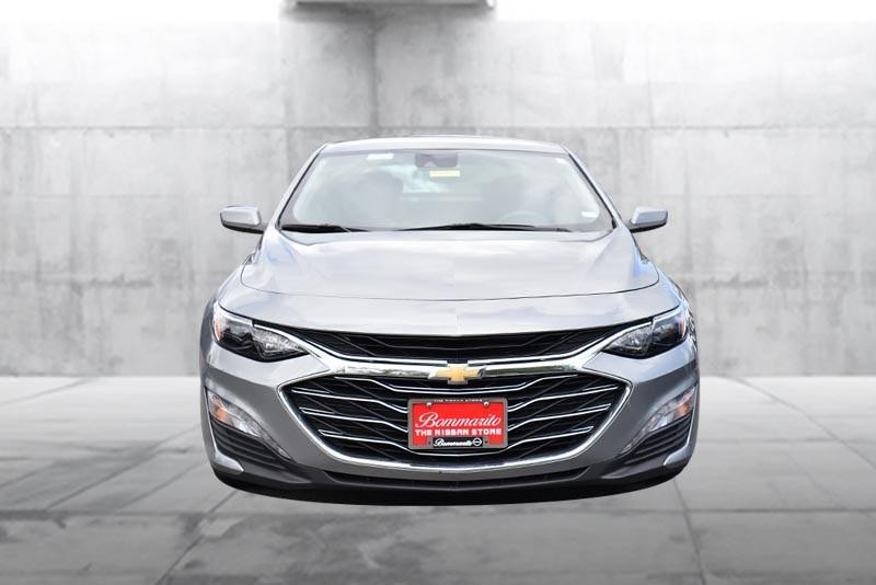 Chevrolet Malibu Vehicle Image 04