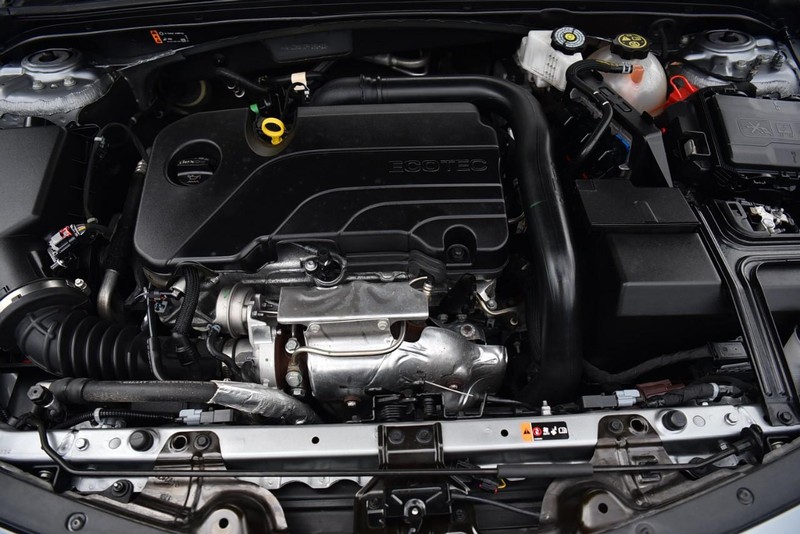 Chevrolet Malibu Vehicle Image 22