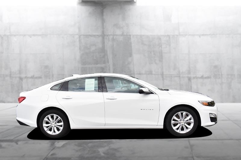 Chevrolet Malibu Vehicle Image 05