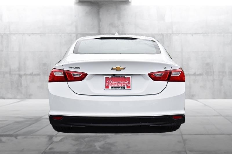 Chevrolet Malibu Vehicle Image 06
