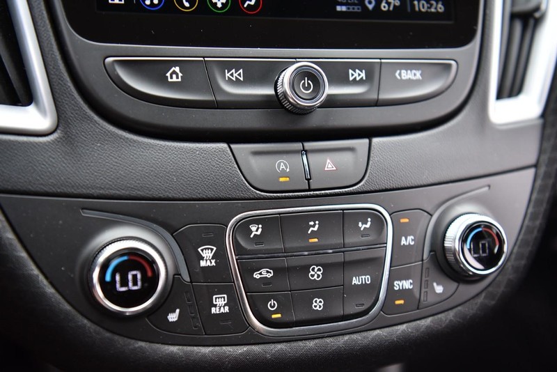 Chevrolet Malibu Vehicle Image 14
