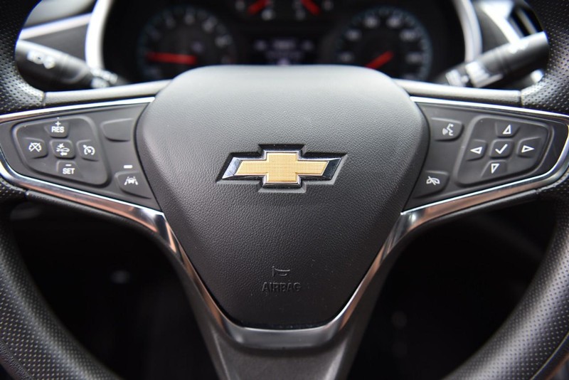 Chevrolet Malibu Vehicle Image 17
