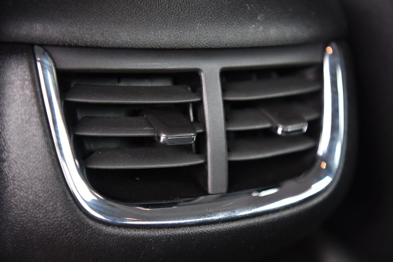 Chevrolet Malibu Vehicle Image 21