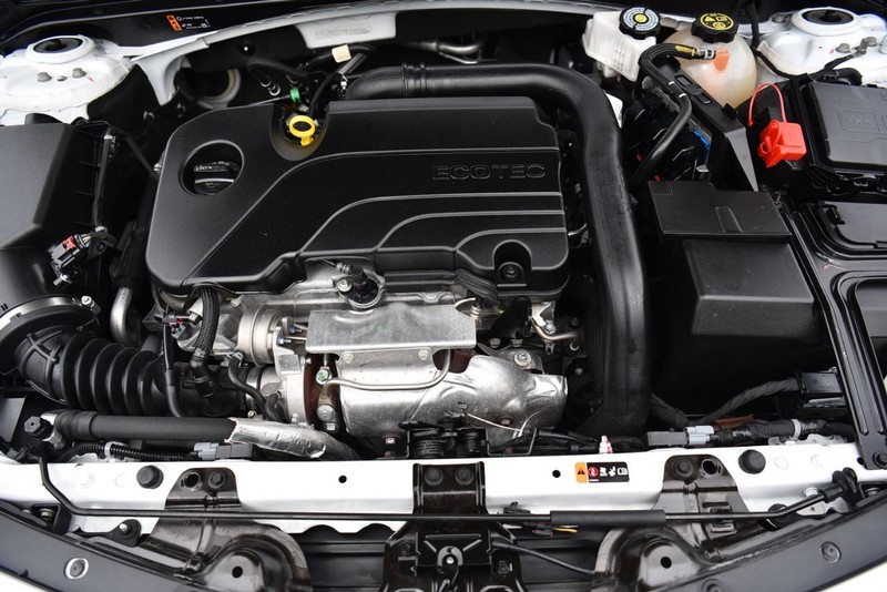 Chevrolet Malibu Vehicle Image 23