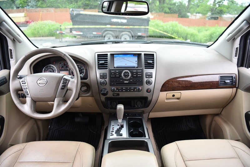 Nissan Armada Vehicle Image 08