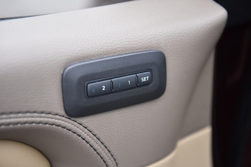 Nissan Armada Vehicle Image 10