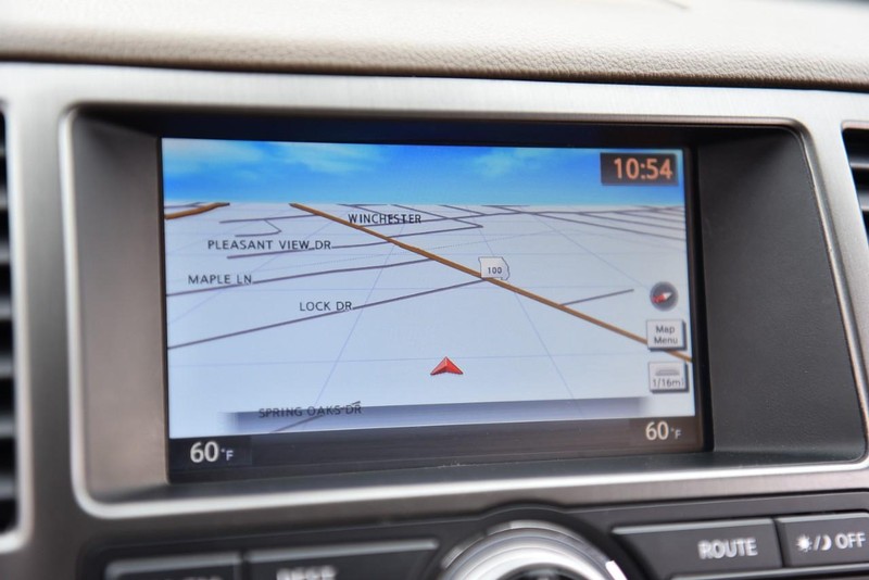 Nissan Armada Vehicle Image 15