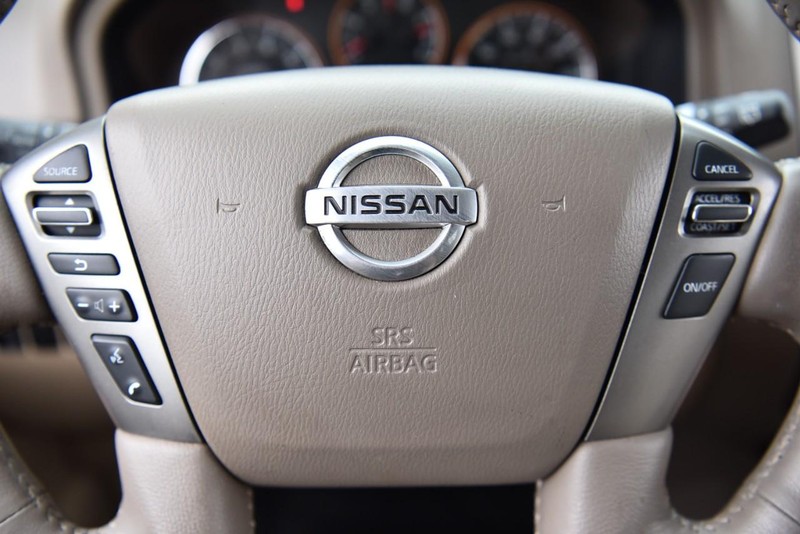 Nissan Armada Vehicle Image 19