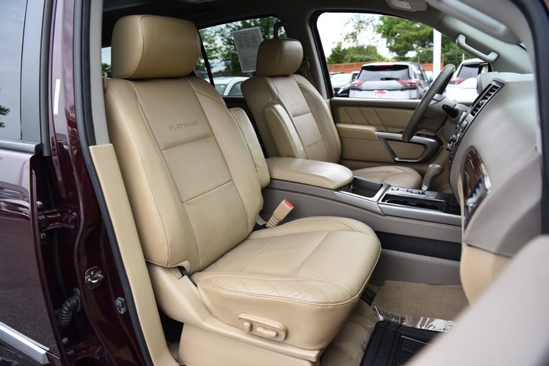 Nissan Armada Vehicle Image 21