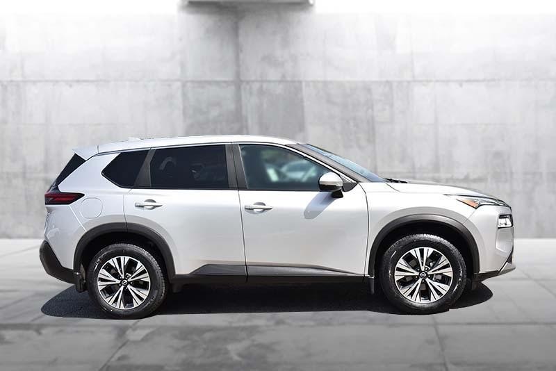 Nissan Rogue Vehicle Image 05