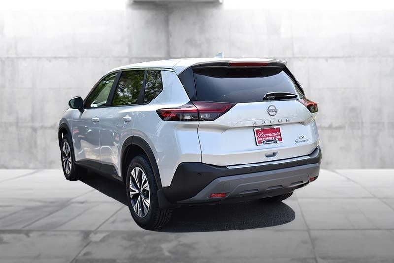 Nissan Rogue Vehicle Image 07