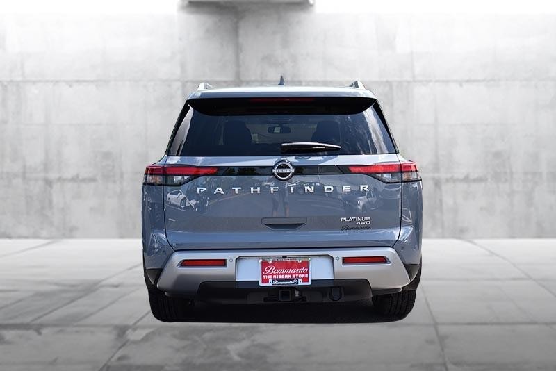 Nissan Pathfinder Vehicle Image 06