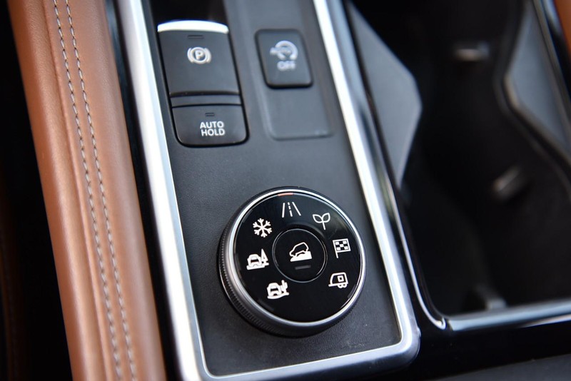 Nissan Pathfinder Vehicle Image 21
