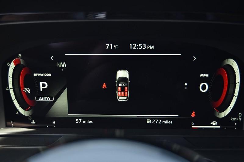 Nissan Pathfinder Vehicle Image 13