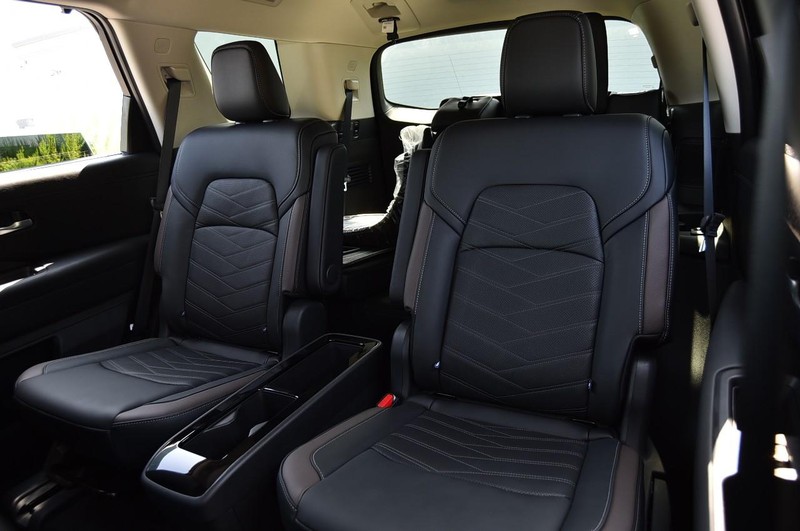 Nissan Pathfinder Vehicle Image 26