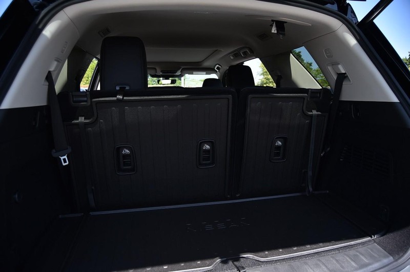 Nissan Pathfinder Vehicle Image 30