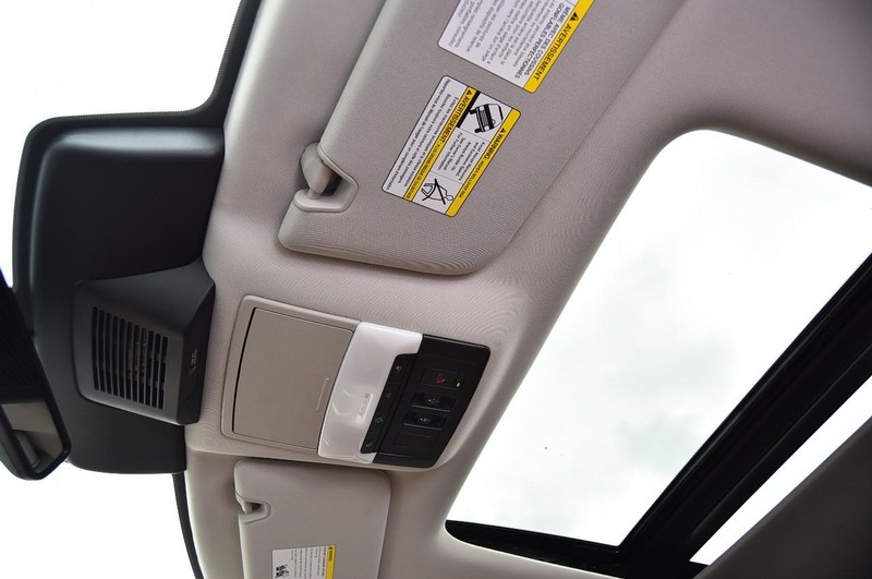 Nissan Pathfinder Vehicle Image 25