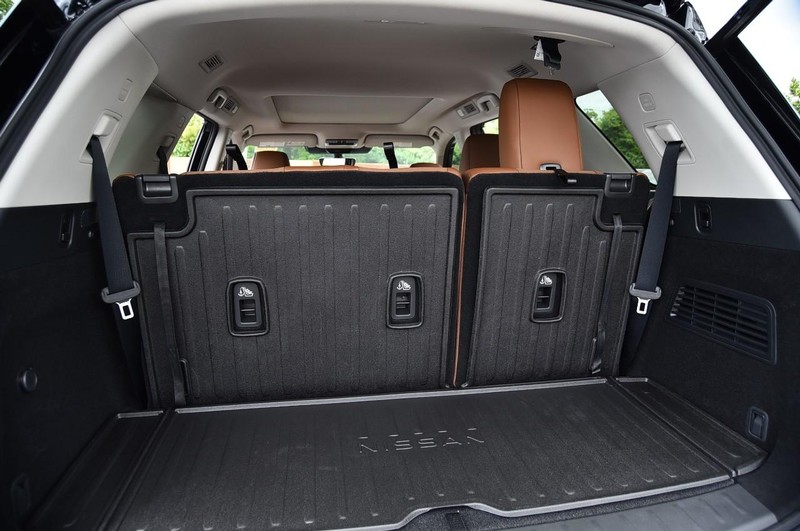 Nissan Pathfinder Vehicle Image 30