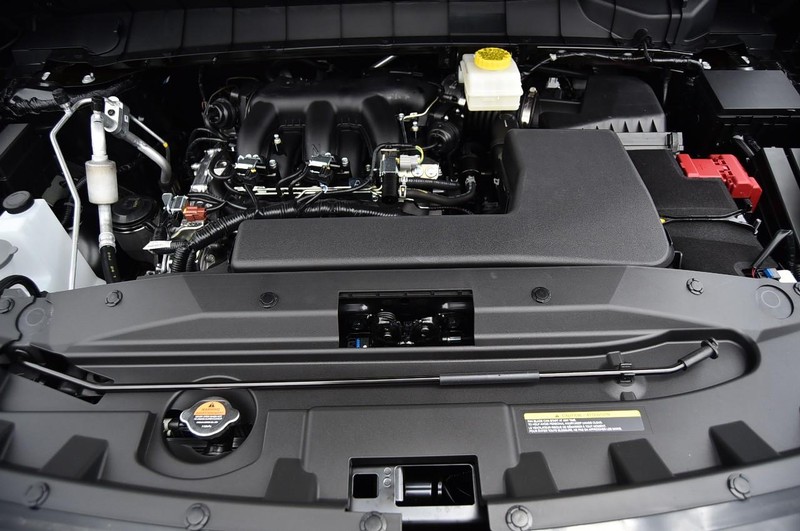 Nissan Pathfinder Vehicle Image 32