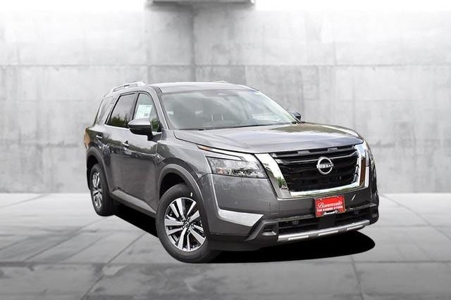 Nissan Pathfinder Vehicle Image 02