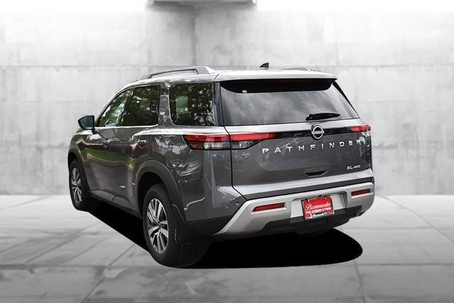 Nissan Pathfinder Vehicle Image 07