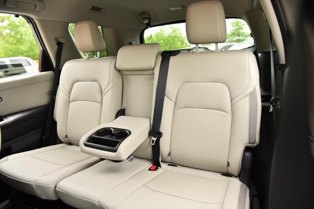 Nissan Pathfinder Vehicle Image 24