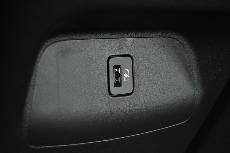 Nissan Sentra Vehicle Image 22