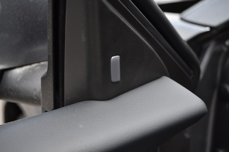 Nissan Sentra Vehicle Image 10