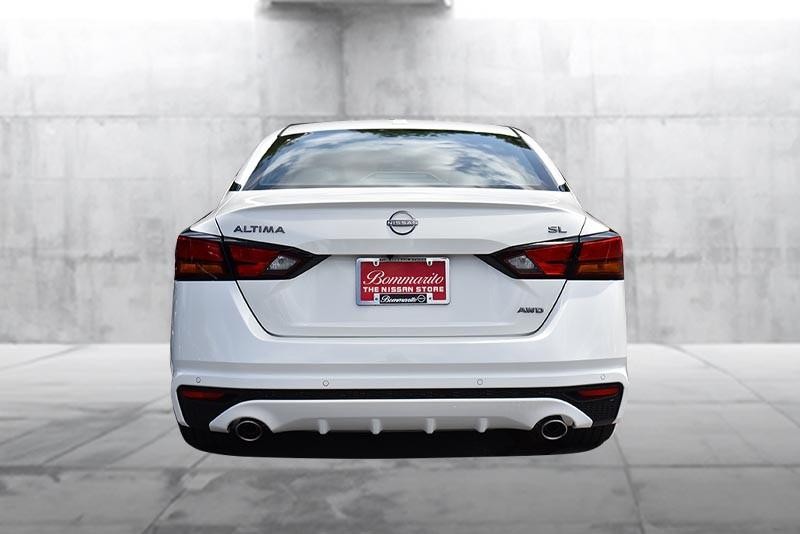 Nissan Altima Vehicle Image 06