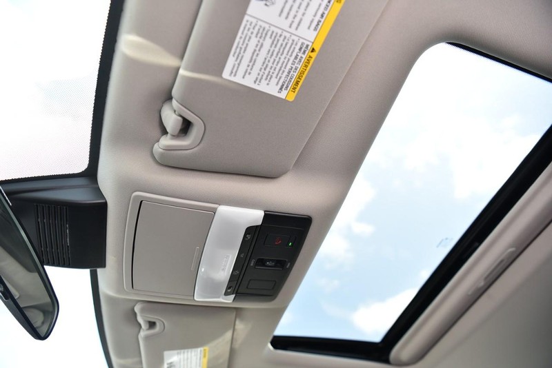 Nissan Altima Vehicle Image 22