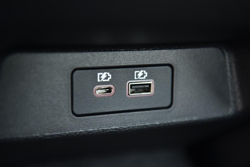 Nissan Altima Vehicle Image 25