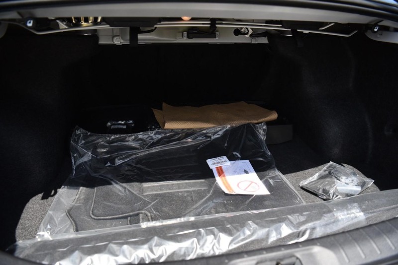 Nissan Altima Vehicle Image 26