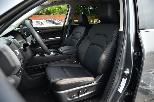Nissan Pathfinder Vehicle Image 22