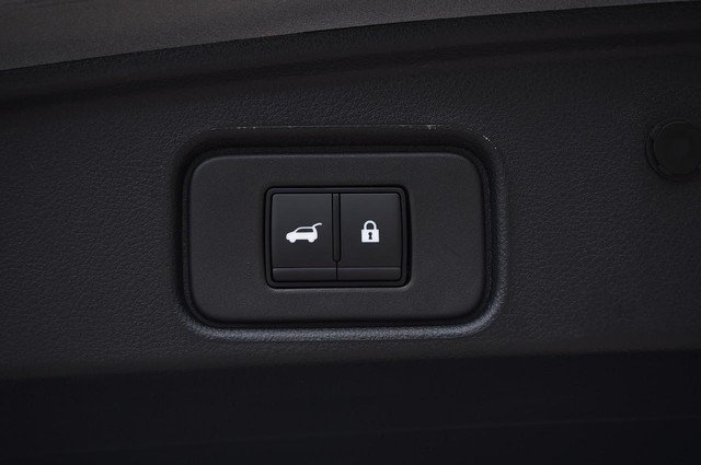 Nissan Pathfinder Vehicle Image 30