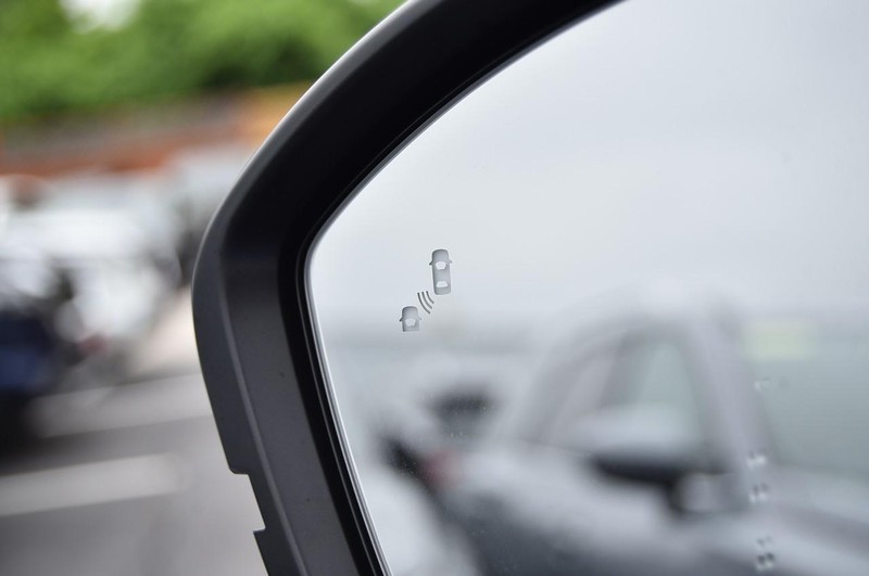 Nissan Pathfinder Vehicle Image 10