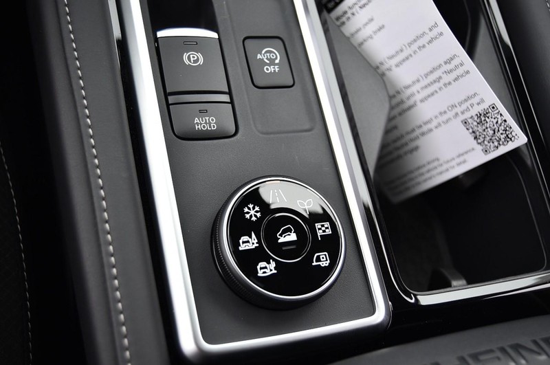 Nissan Pathfinder Vehicle Image 20