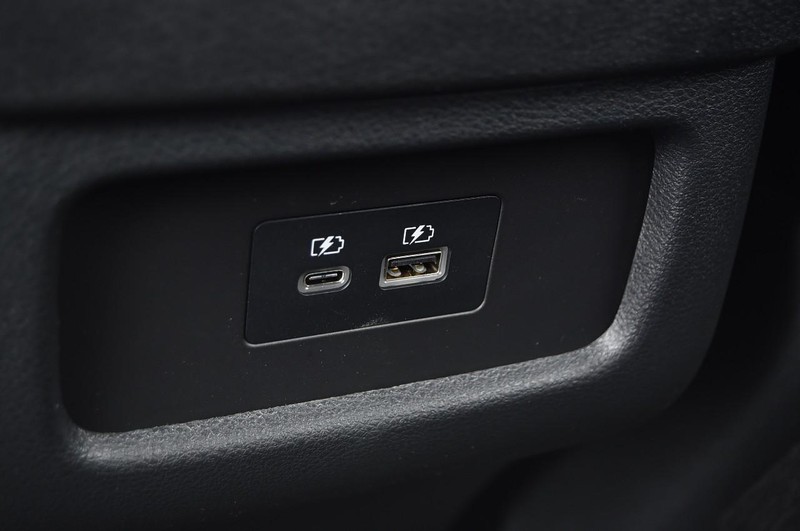 Nissan Pathfinder Vehicle Image 26