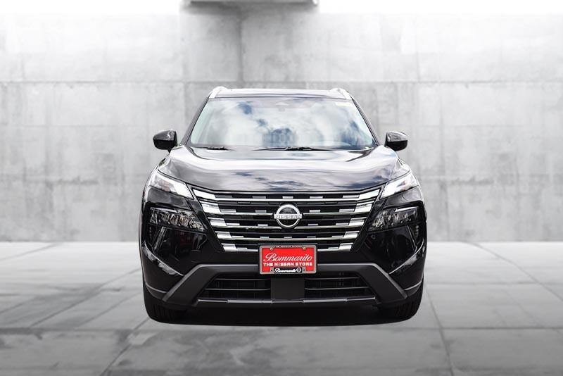 Nissan Rogue Vehicle Image 04