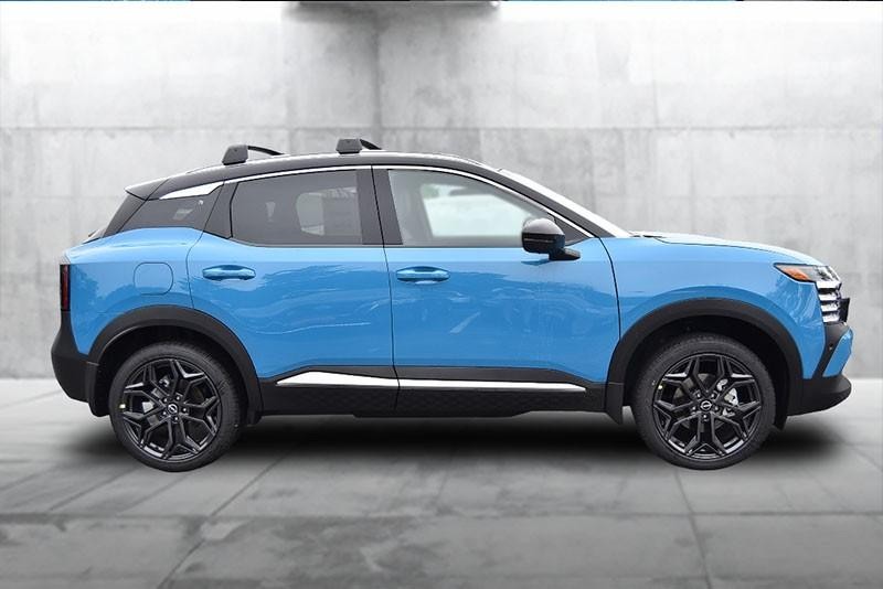 Nissan Kicks Vehicle Image 05