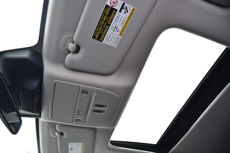 Nissan Kicks Vehicle Image 25