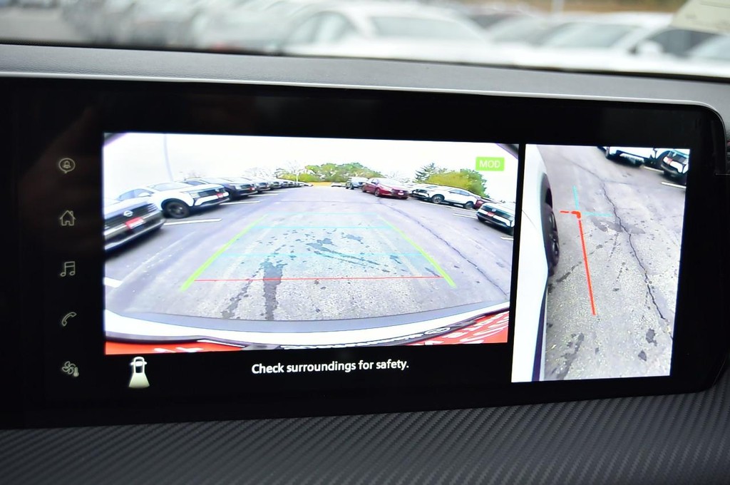 Nissan Kicks Vehicle Image 14