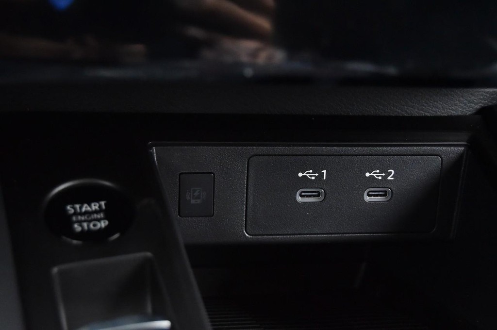 Nissan Kicks Vehicle Image 19