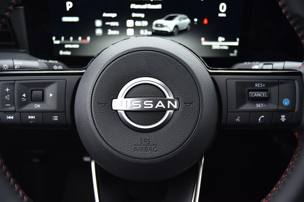 Nissan Kicks Vehicle Image 22